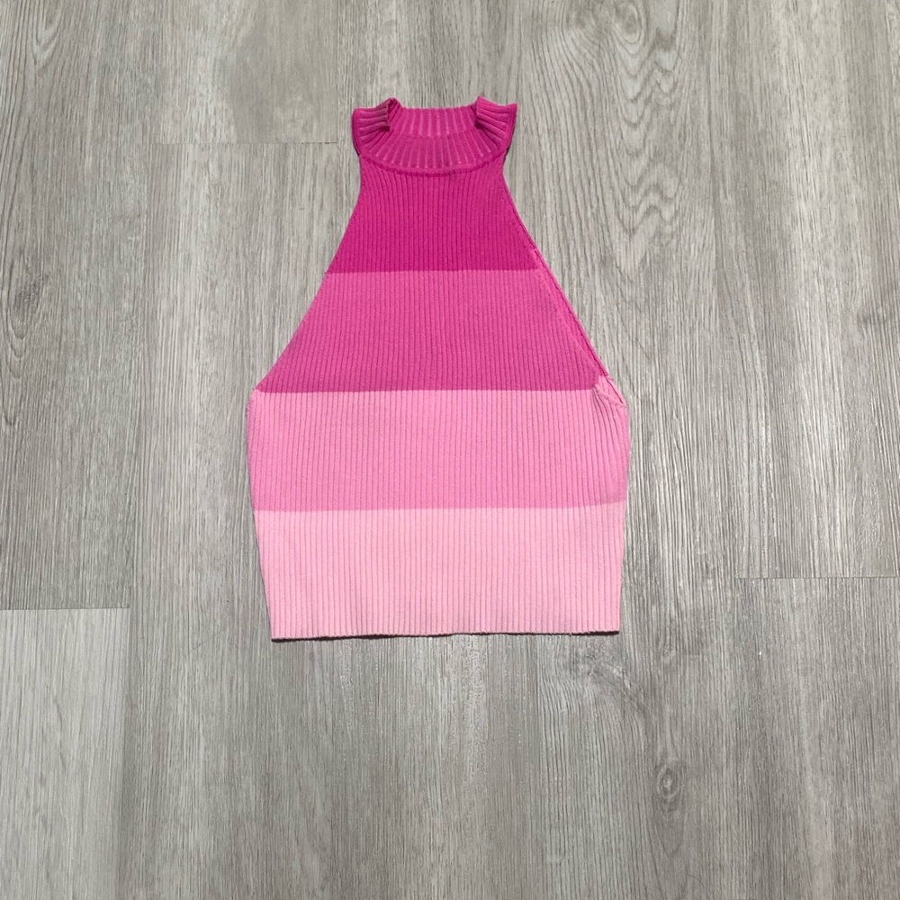 SHEIN Pink Gradient Ribbed Crop Top